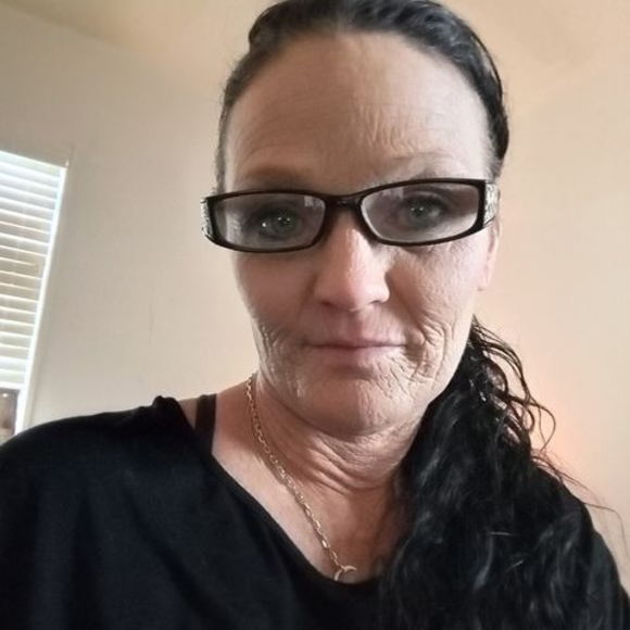 Meet your Posher, Jessica - Picture 1 of 1